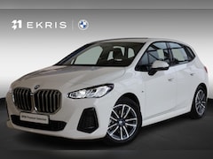BMW 2-serie Active Tourer - 220i | M Sportpakket | Sportstoelen | Achteruitrijcamera | Lentevoordeel