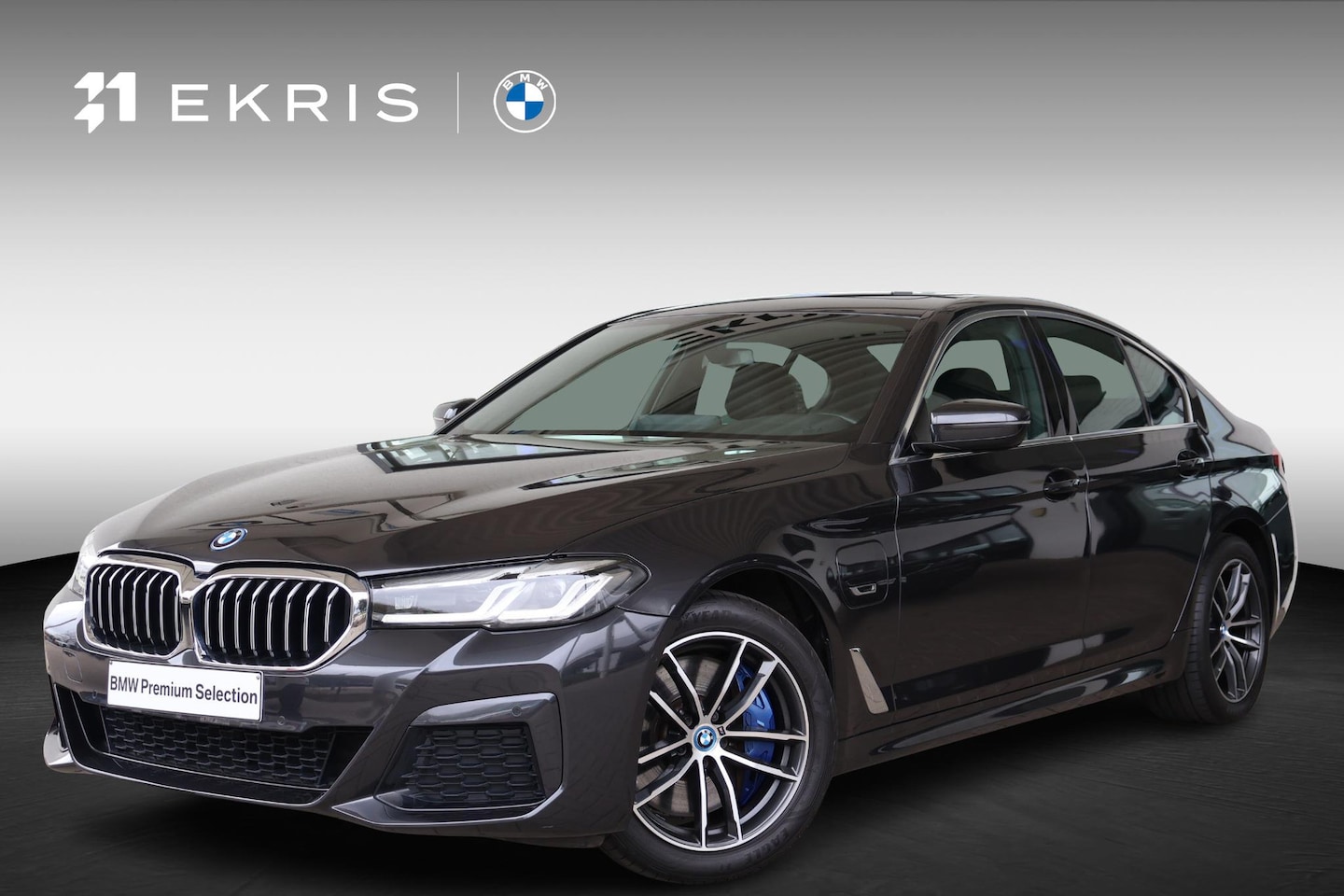 BMW 5-serie - 545e xDrive | M Sport | Panorama Dak | Stoelverwarming - AutoWereld.nl
