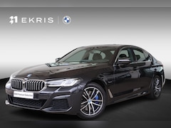 BMW 5-serie - 545e xDrive | M Sport | Panorama Dak | Stoelverwarming