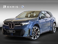 BMW iX3 - 50 xDrive M Sportpakket Pro | Iconic Glow | Trekhaak | Panoramadak | Innovation Pack