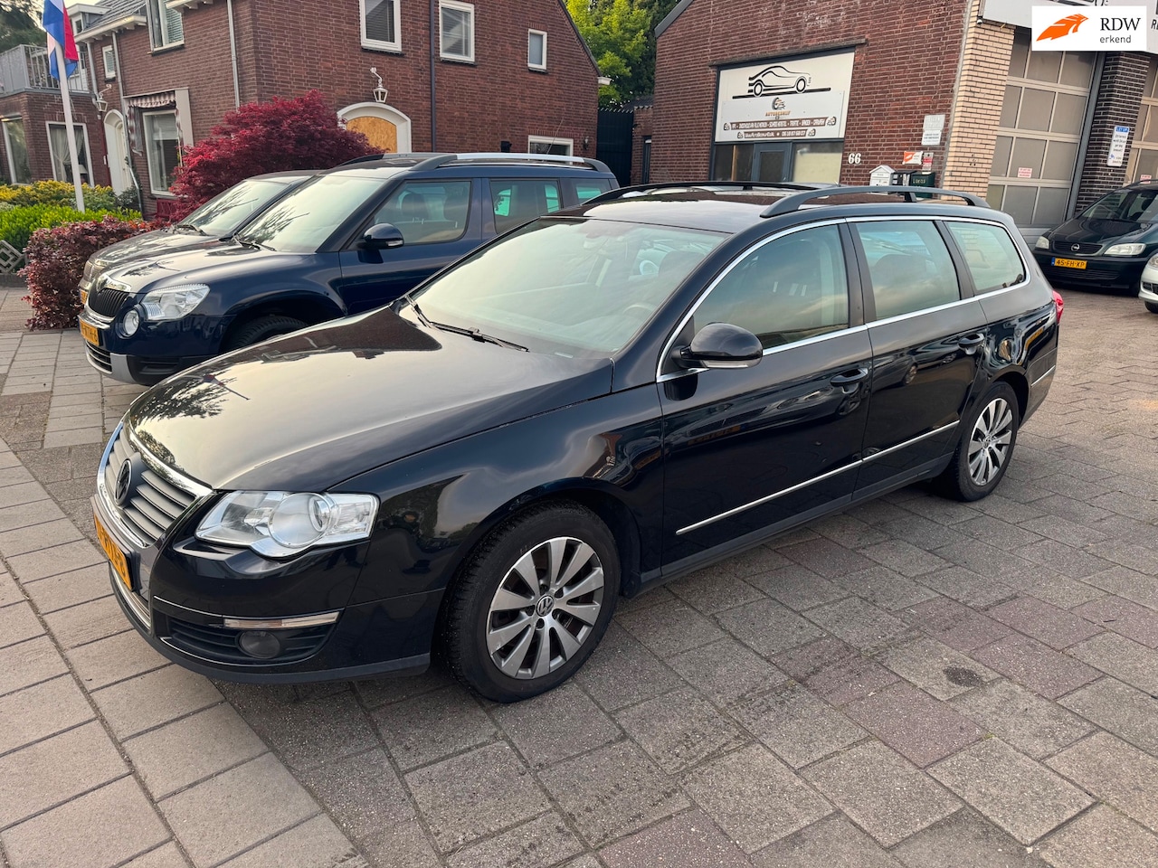 Volkswagen Passat Variant - 2.0 FSI Trendline 2.0 FSI Trendline - AutoWereld.nl