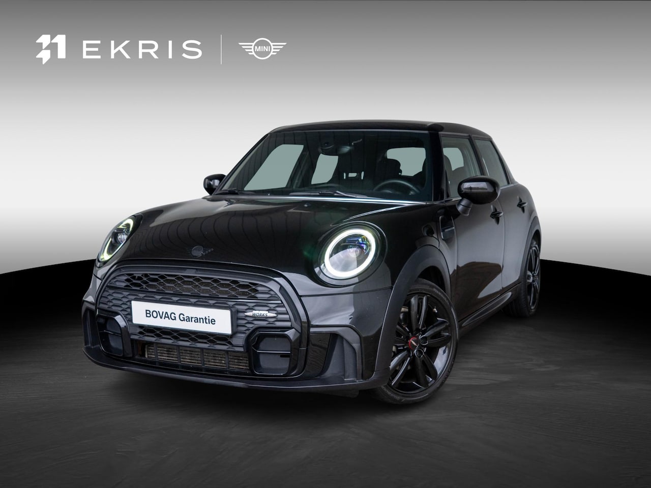MINI Cooper - 5-deurs John Cooper Works pakket | Lentevoordeel - AutoWereld.nl