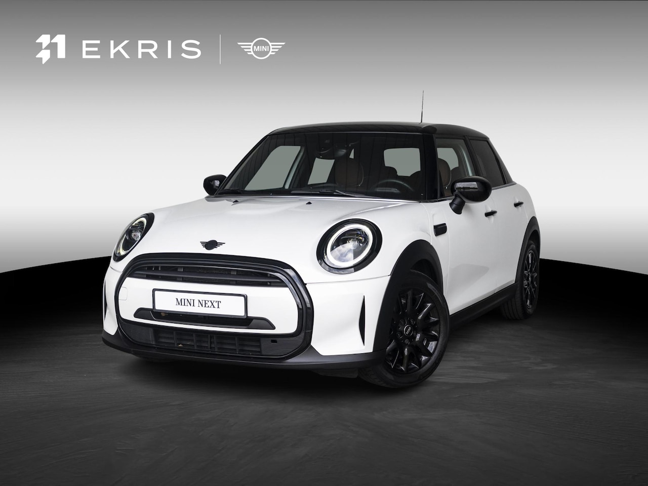 MINI Cooper - 5-deurs Aut. Camden Edition + Blackline + Chester leder - AutoWereld.nl
