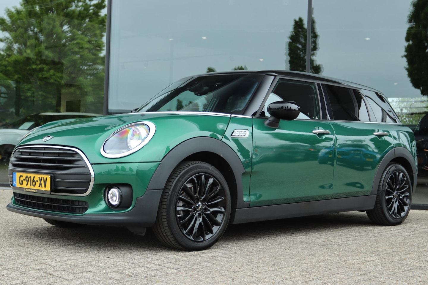 MINI Clubman - MINI 1.5 ONE D BUSINESS EDITION | NAVI | PDC | LMV | CRUISE | CLIMATE - AutoWereld.nl