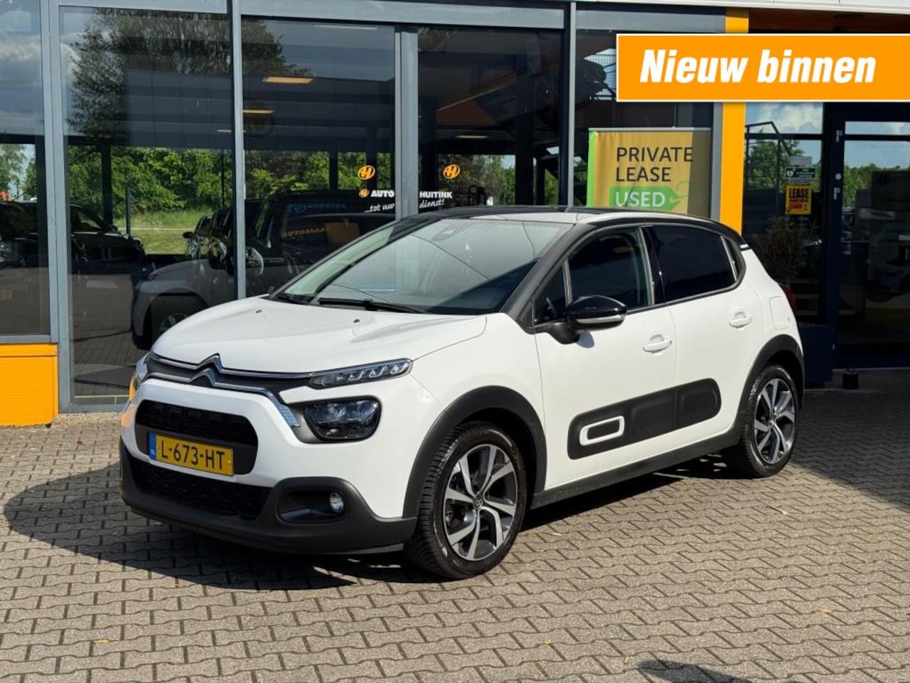 Citroën C3 - 1.2 PureTech Shine - camera - all season - AutoWereld.nl