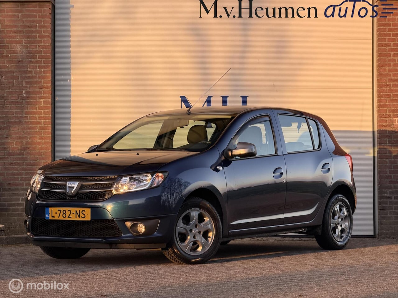 Dacia Sandero - 0.9 TCe Lauréate Airco Cruise Bluetooth - AutoWereld.nl