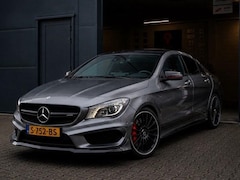 Mercedes-Benz CLA-Klasse - AMG 45 4MATIC Edition 1 / PANO / CARPLAY / CAMERA / ALCANTARA-LEDER / HARMAN-KARDON / VOLL