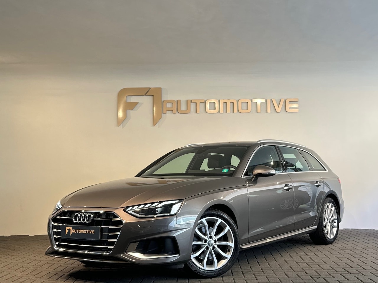 Audi A4 Avant - 35 TFSI Launch edition Sport Memory|Leer|CarPlay - AutoWereld.nl