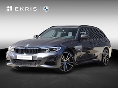 BMW 3-serie Touring - 330e | High Executive | M Sportpakket | Laserlight | Getint Glas | Verwarmbare Voorstoelen