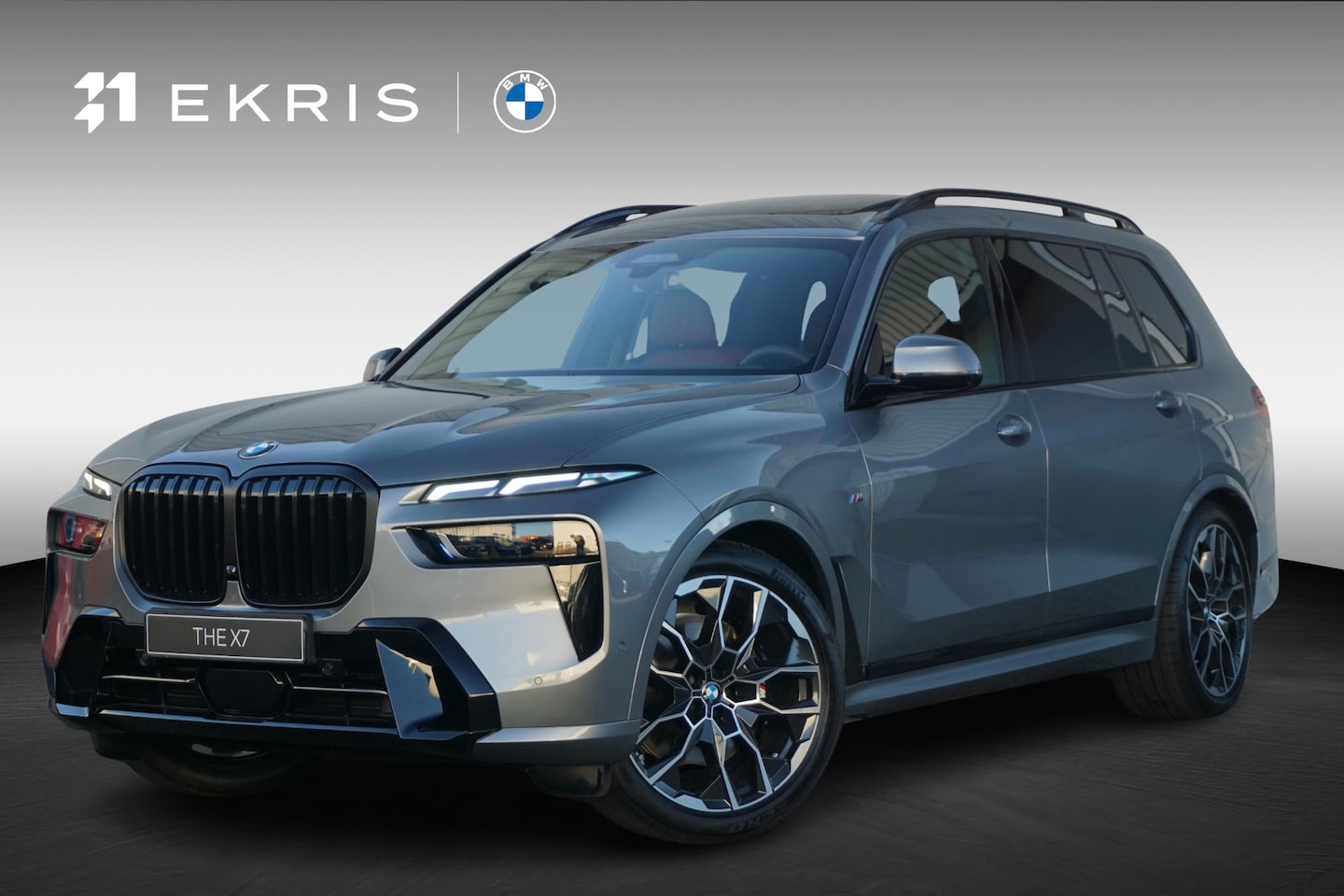 BMW X7 - xDrive40i | M Sportpakket Pro | Sky Lounge Panoramadak | Driving + Parking Ass. Profession - AutoWereld.nl