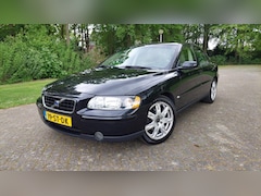 Volvo S60 - 2.4 Edition I ZONNEROLO LEDER THOR VELGEN OPEN DAK