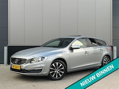 Volvo V60 - 1.5 T3 Polar+ Dynamic |PANO|LEER|STOELVERWARMING|