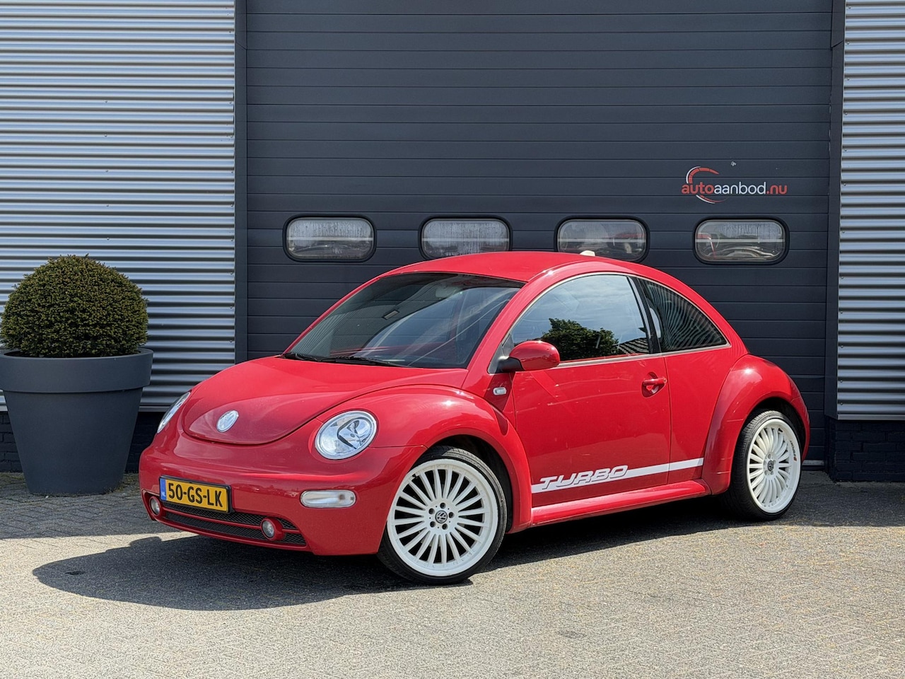 Volkswagen New Beetle - 1.8-5V Turbo Highline 150 PK | Airco | Elektrische Ramen | Lichtmetalen Velgen | - AutoWereld.nl