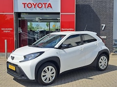 Toyota Aygo X - Play CAMERA ADAPTIVE CRUISE APPLE CAR PLAY & ANDROID AUTO