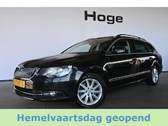 Skoda Superb Combi - 1.8 TSI Ambition Automaat Clima Navigatie Cruise Control Trekhaak Inruil Mogelijk