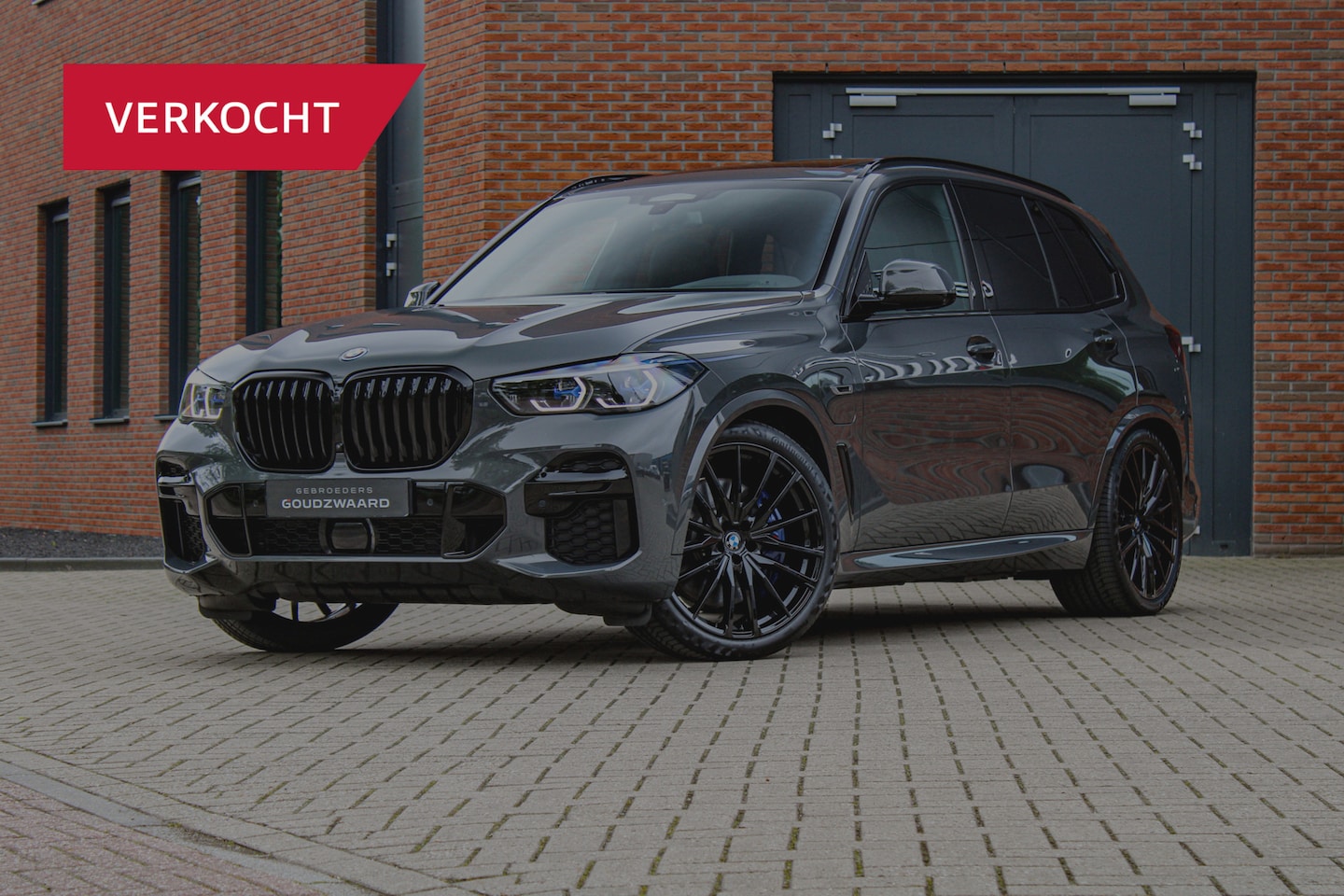 BMW X5 - XDrive45e High Executive | 8.200KM! | Dravitgrijs | 4-wiel best. | Harman Kardon | HUD | P - AutoWereld.nl