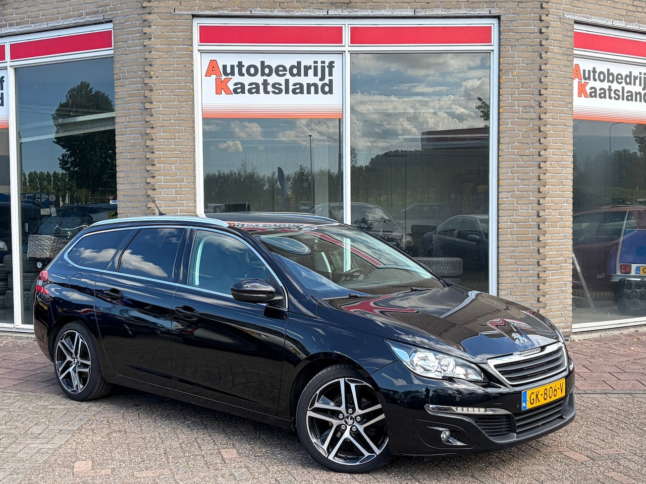 Peugeot 308 SW - 1.6 BlueHDI Blue Lease Executive Pack 1.6 BlueHDI Blue Lease Executive Pack - Pano - Navi - Led - - AutoWereld.nl