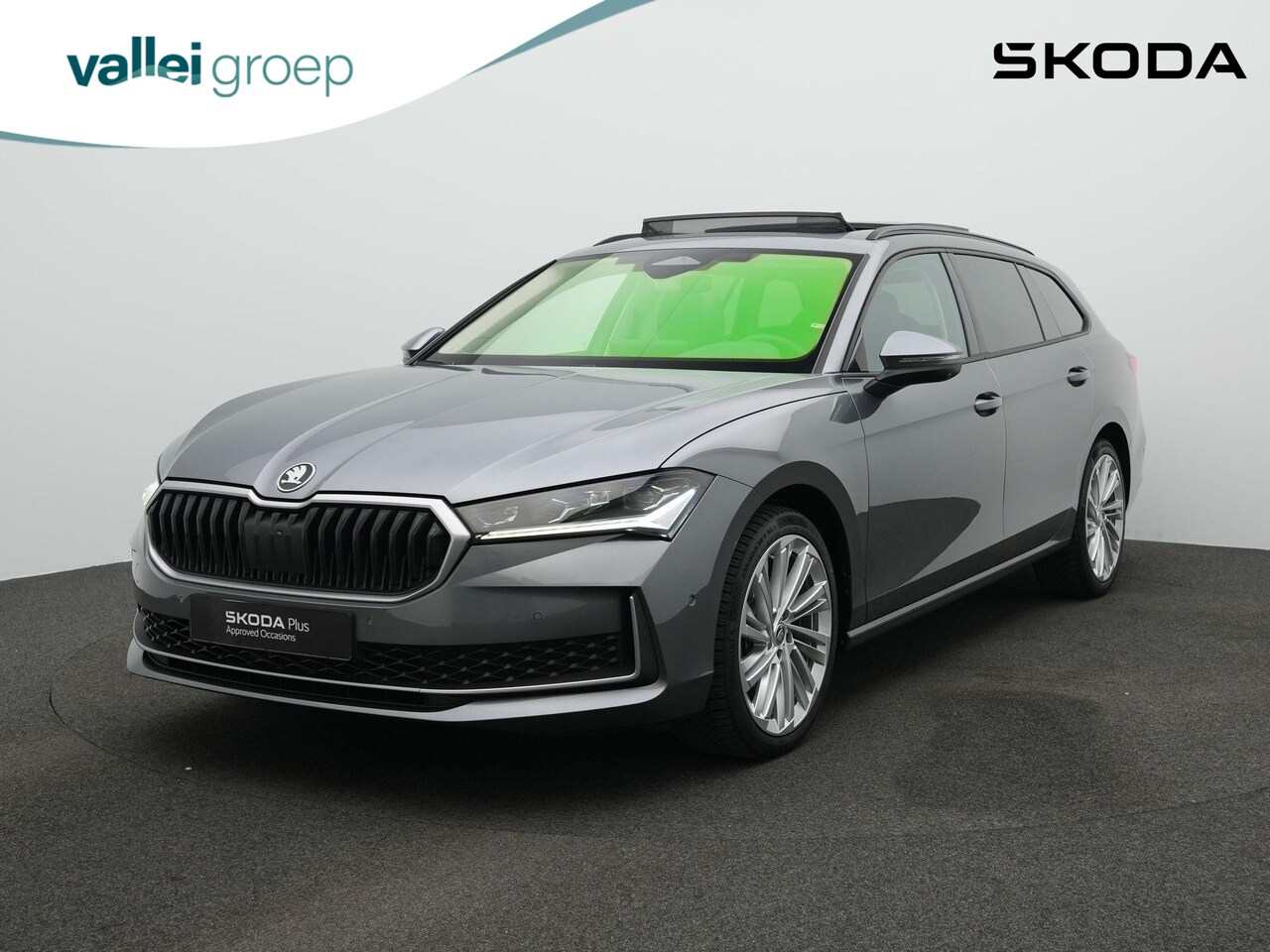 Skoda Superb Combi - 1.5 TSI MHEV 150 pk DSG Business Edition | Panoramadak | Leder | Geheugen-/ventilatiestoel - AutoWereld.nl