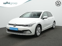 Volkswagen Golf - 1.5 eTSI 150 pk DSG Life | Trekhaak | Stoelverwarming | Adaptive Cruise | Navigatie