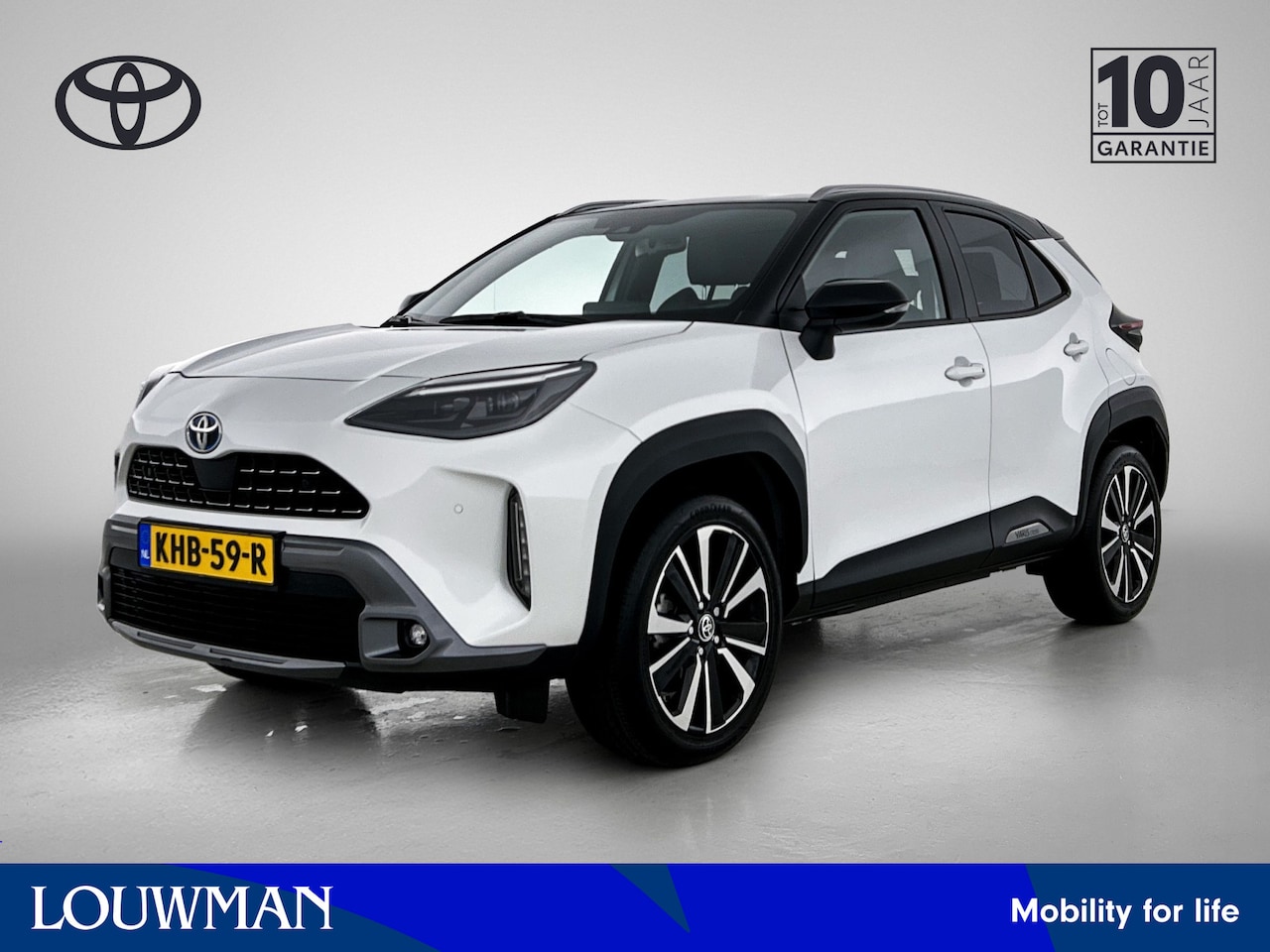 Toyota Yaris Cross - 1.5 Hybrid Executive AWD | 4x4 | Leder | Full options | - AutoWereld.nl
