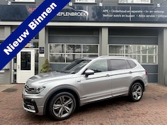 Volkswagen Tiguan Allspace - 1.5 TSI Highline Business R 7p. | Pano | VC | Keyless | Winterpakket | Navi | Clima | 12-2