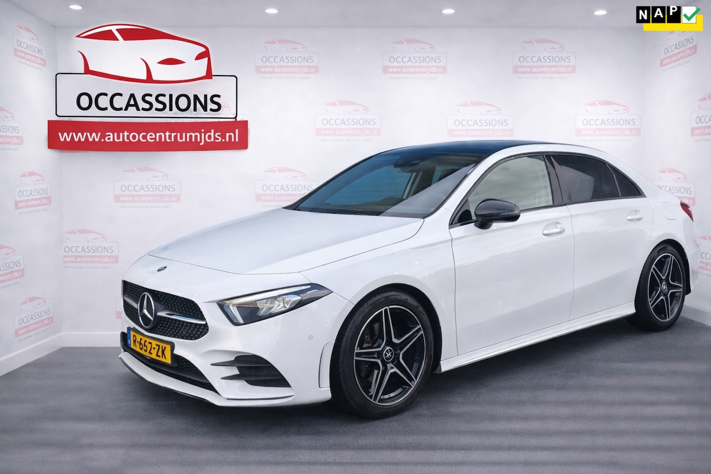 Mercedes-Benz A-klasse - 180 Business Solution AMG. Word mee gereden ! Bellen voor afspraak! - AutoWereld.nl