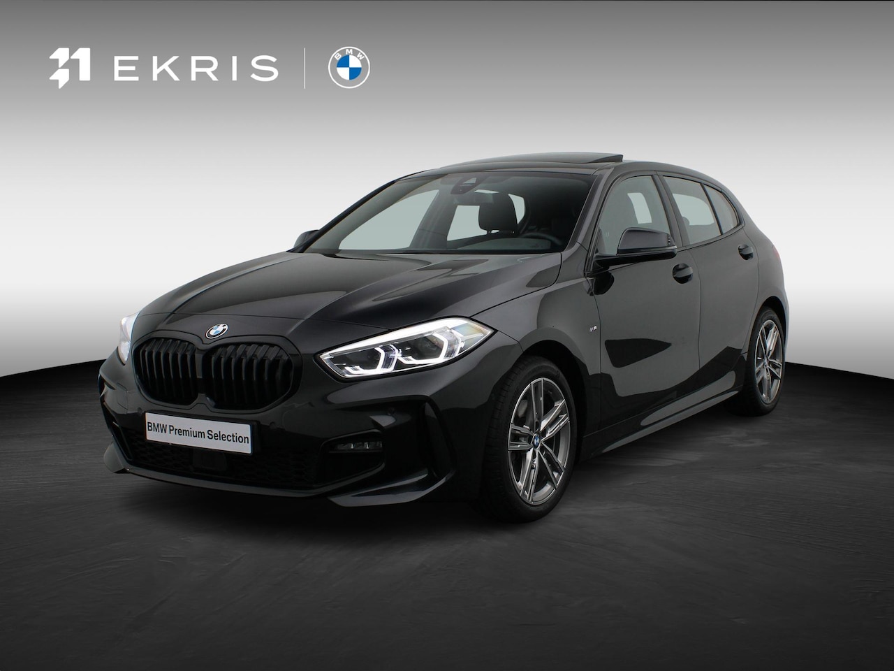 BMW 1-serie - 5-deurs 118i M Sportpakket | Panoramadak | HIFI | Driving Assistant | 17" - AutoWereld.nl