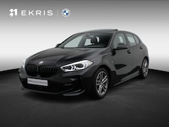 BMW 1-serie - 5-deurs 118i M Sportpakket | Panoramadak | HIFI | Driving Assistant | 17"
