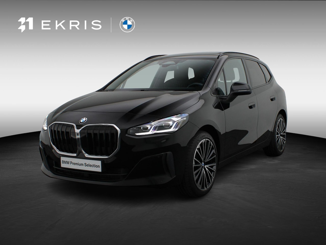 BMW 2-serie Active Tourer - 218i M Sportpakket | Driving Assistant Plus | Panoramadak | 18'' - AutoWereld.nl