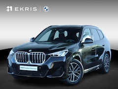 BMW X1 - sDrive20i M Sportpakket/ Elektrische Trekhaak/ Sportstoelen/ Sportstoelen/ Getint Glas/ Ac