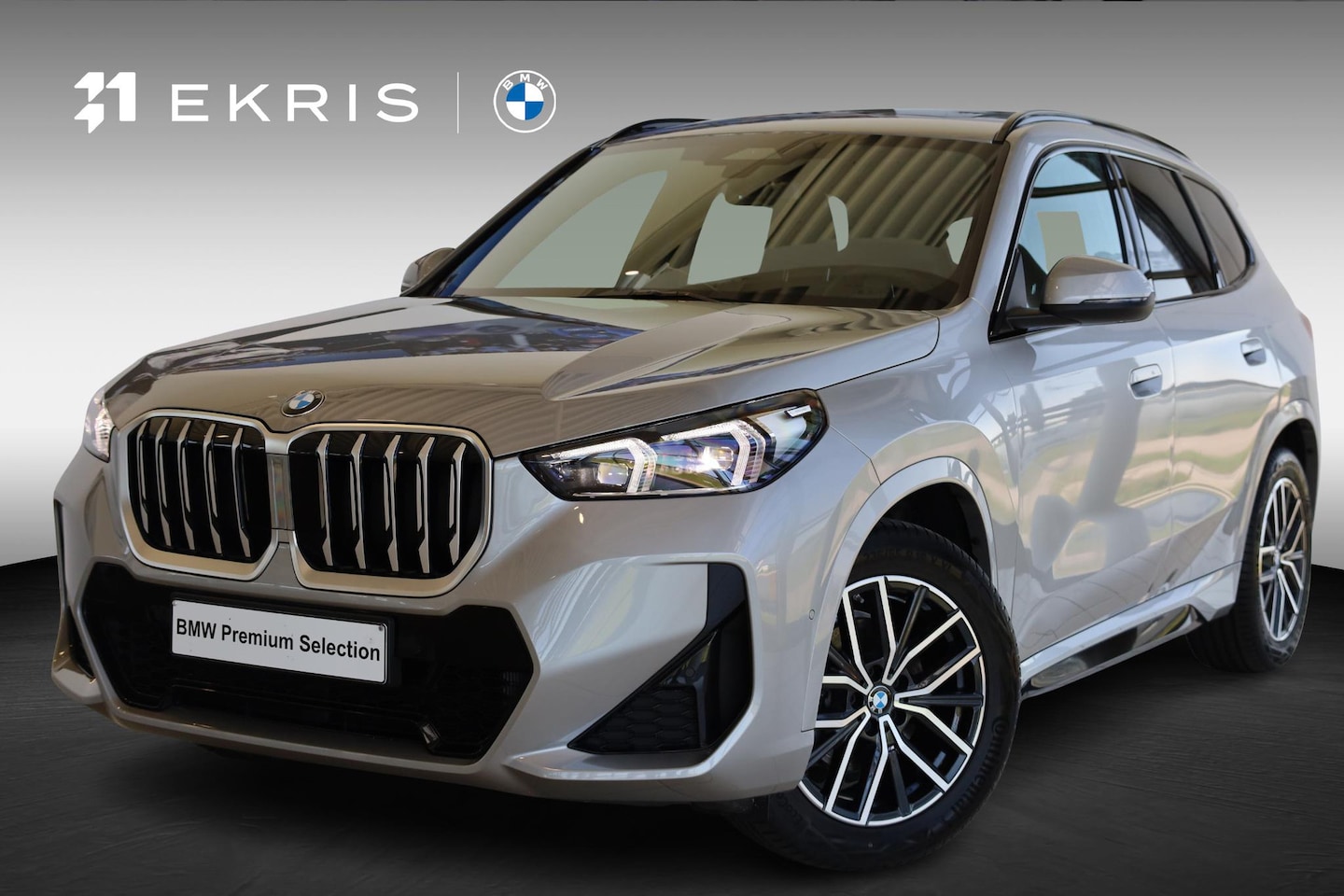 BMW X1 - sDrive18i | M Sportpakket | Panorama Dak | Stoelverwarming | Trekhaak - AutoWereld.nl
