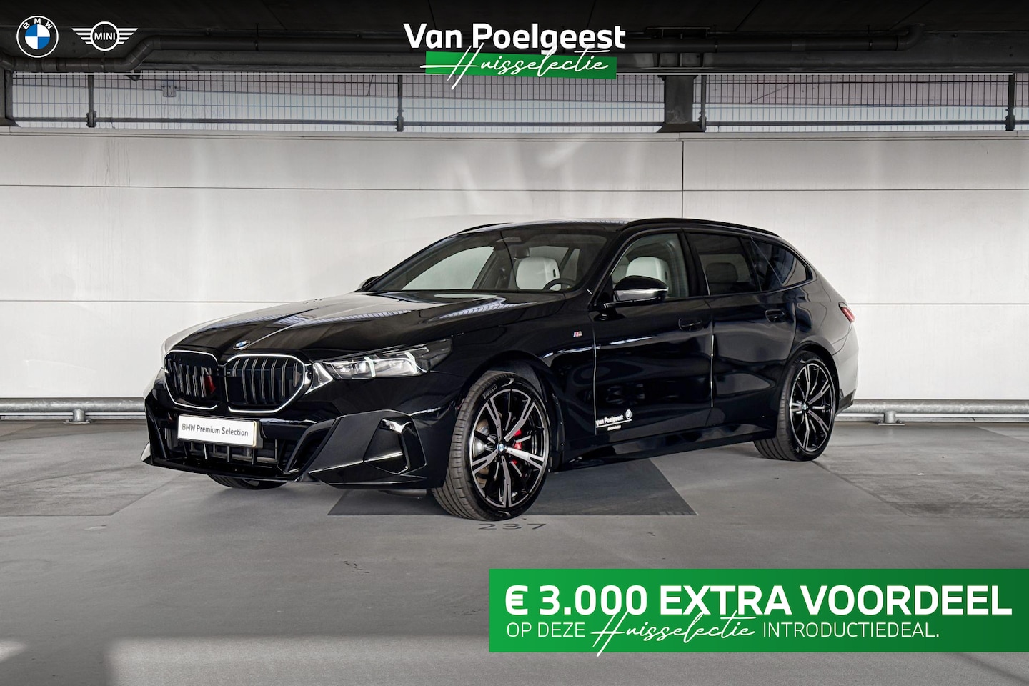BMW 5-serie Touring - 520i | M Sportpakket Pro | Innovation Pack | Travel Pack | Comfort Pack | Trekhaak | Huiss - AutoWereld.nl
