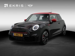 MINI John Cooper Works - 3-deurs Comfort Plus Pakket | 18" JCW Circuit Spoke | Stuurwielrand Verwarmd | Glazen pano
