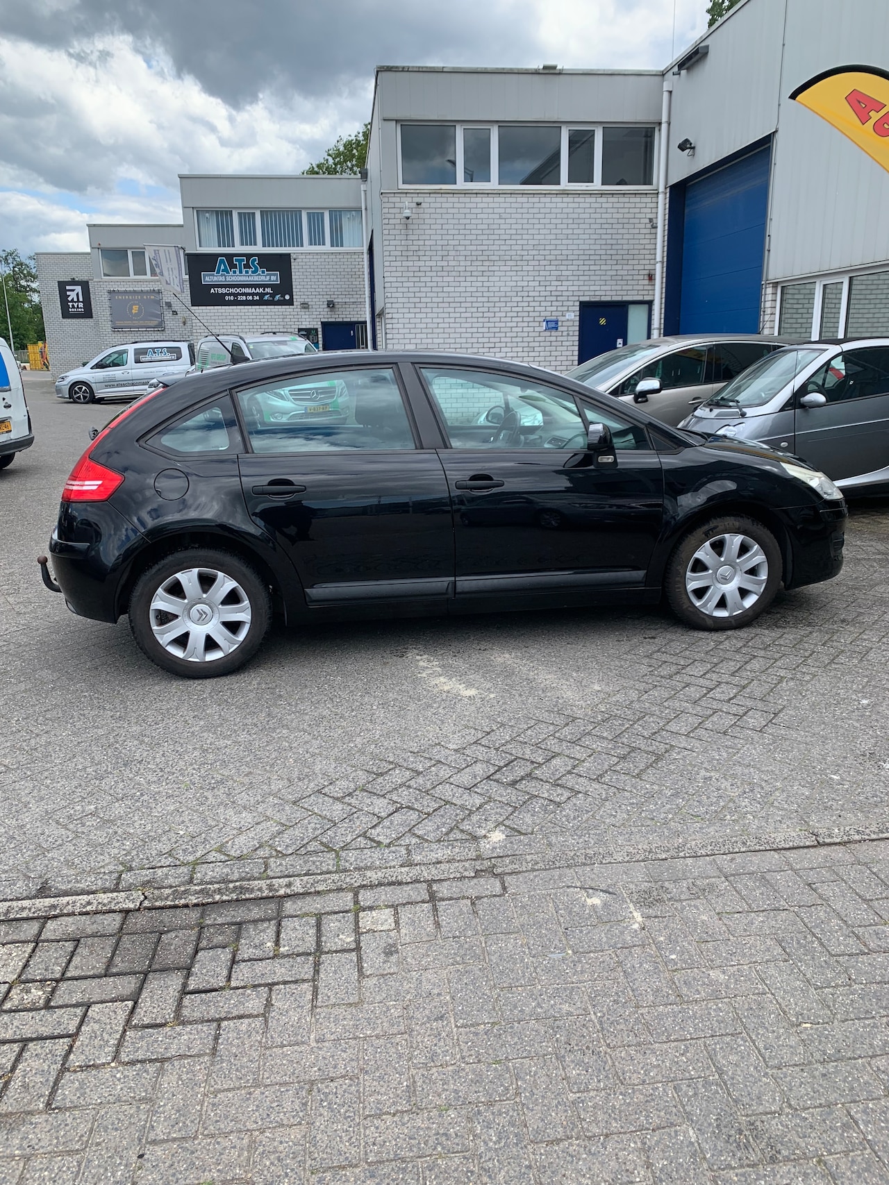 Citroën C4 - 1.6 VTi Anniversaire Telnr :06-42243428 Zeer nette auto ,in goede staat uw - AutoWereld.nl