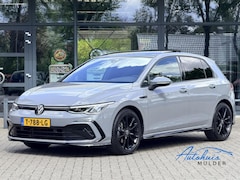 Volkswagen Golf - 1.5 eTSI R-Line | Led | Automaat | Pano | Sfeerverlichting | Sportstoelen | Stoel-Stuurver