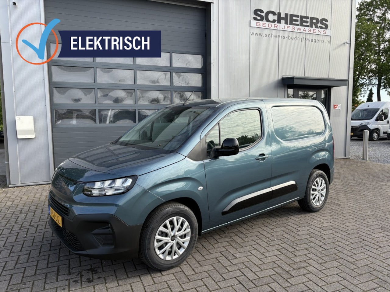 Fiat E-Doblo - 50 kWh 3-zits | CarPlay | cruise - AutoWereld.nl