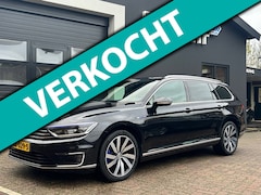 Volkswagen Passat Variant - 1.4 TSI GTE Connected Series Plus Carplay/Camera
