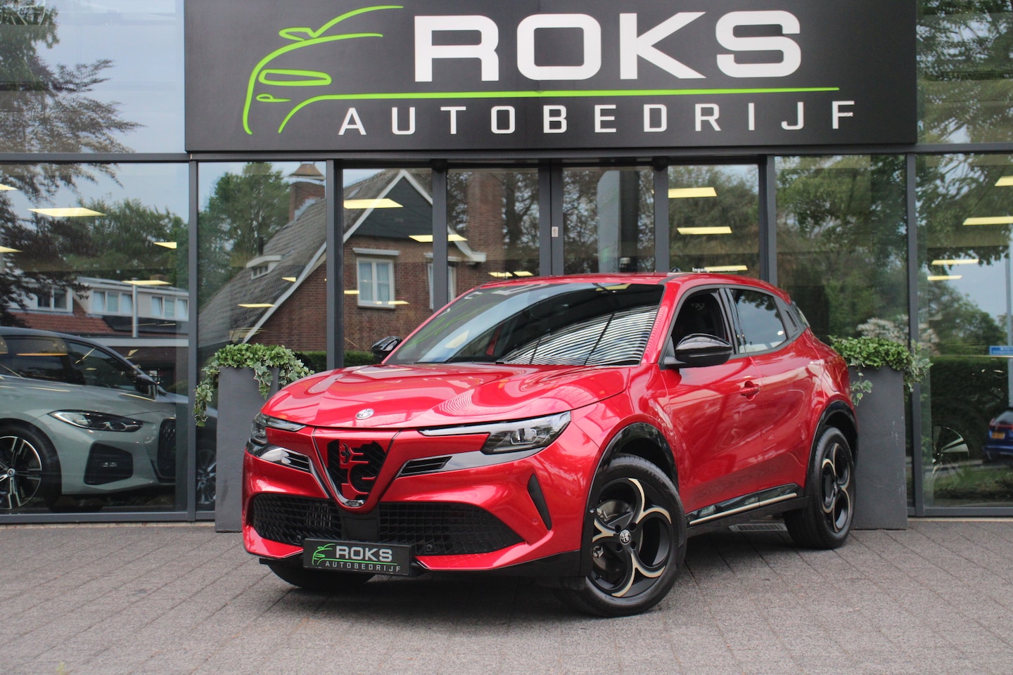 Alfa Romeo Junior - 1.2 Turbo Hybrid Ibrida Intensa - AutoWereld.nl