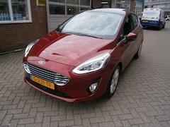 Ford Fiesta - 1.0 EcoB. Titanium AUTOMAAT, Camera, Navigatie, Pdc, Panor.dak etc