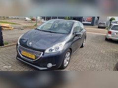 Peugeot 208 - 1.2 VTi Allure