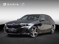 BMW 5-serie Touring - 550e | M Sportpakket Pro | Innovation Pack | Travel Pack | Comfort Pack | Bowers & Wilkins