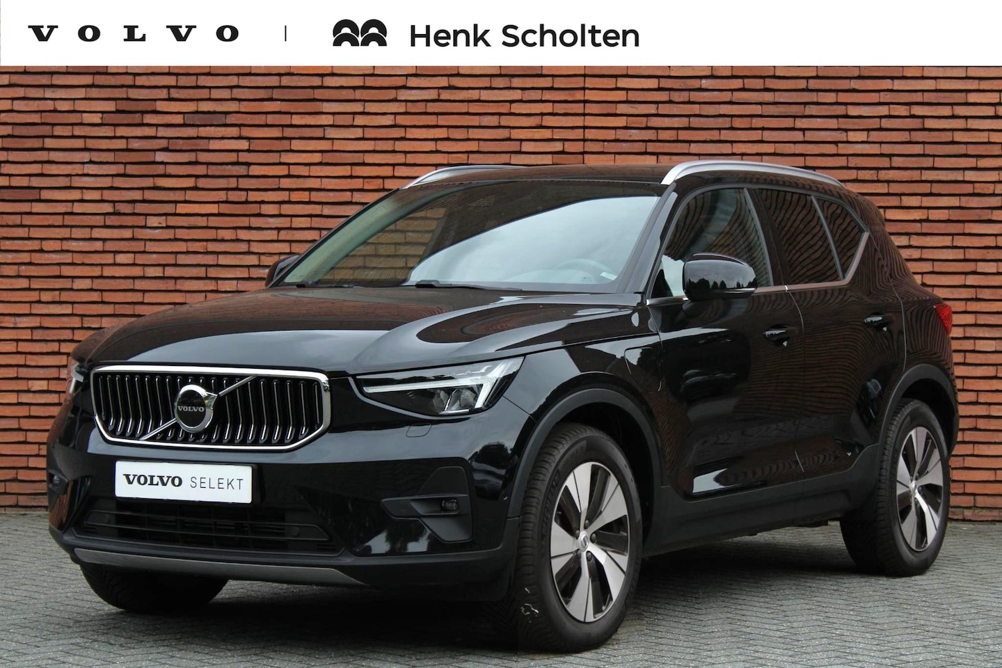 Volvo XC40 - T4 Plug-in hybrid Plus Bright | Trekhaak | Parkeercamera | Elektrisch Verstelbare Voorstoe - AutoWereld.nl