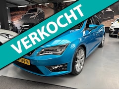 SEAT Leon ST - 1.4 EcoTSI FR Connect / Panoramadak / Camera / Navigatie