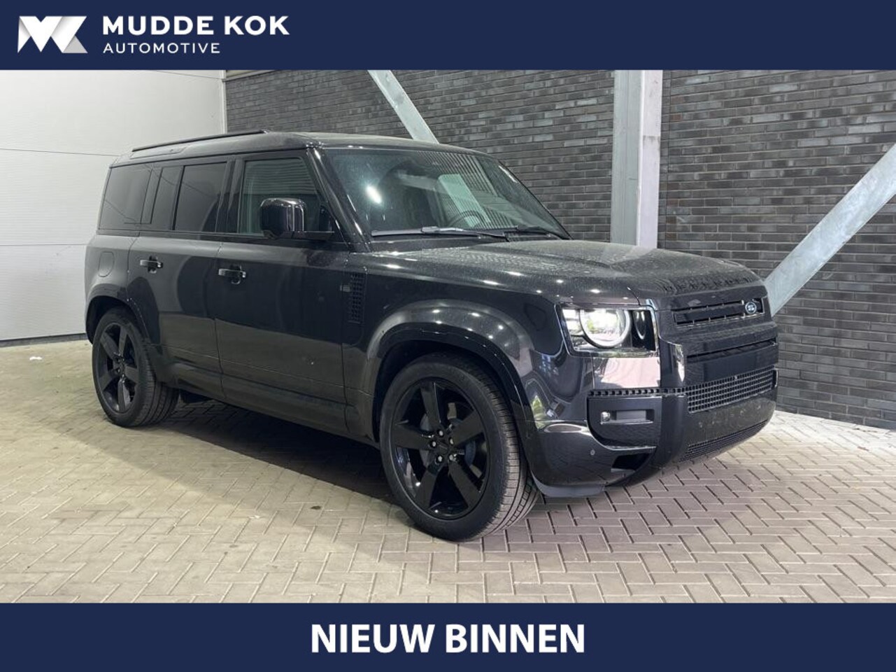Land Rover Defender 110 - 3.0 D350 X-Dynamic HSE | Meridian Surround | ClearSight | 22 Inch | Black Pack | Head-Up - AutoWereld.nl