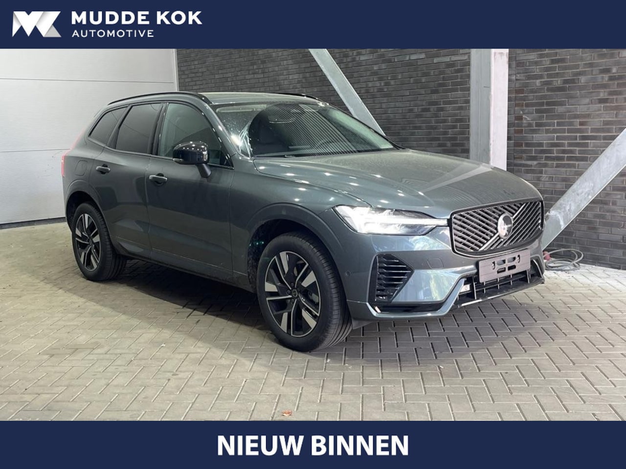Volvo XC60 - T6 Plug-in hybrid Plus Dark | Panoramadak | 360° Camera | ACC | harman/kardon | BLIS - AutoWereld.nl
