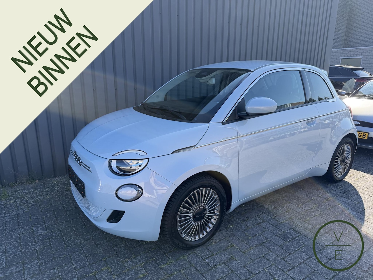 Fiat 500 - Urban 42 kWh | CarPlay | Nieuwstaat | BTW | - AutoWereld.nl