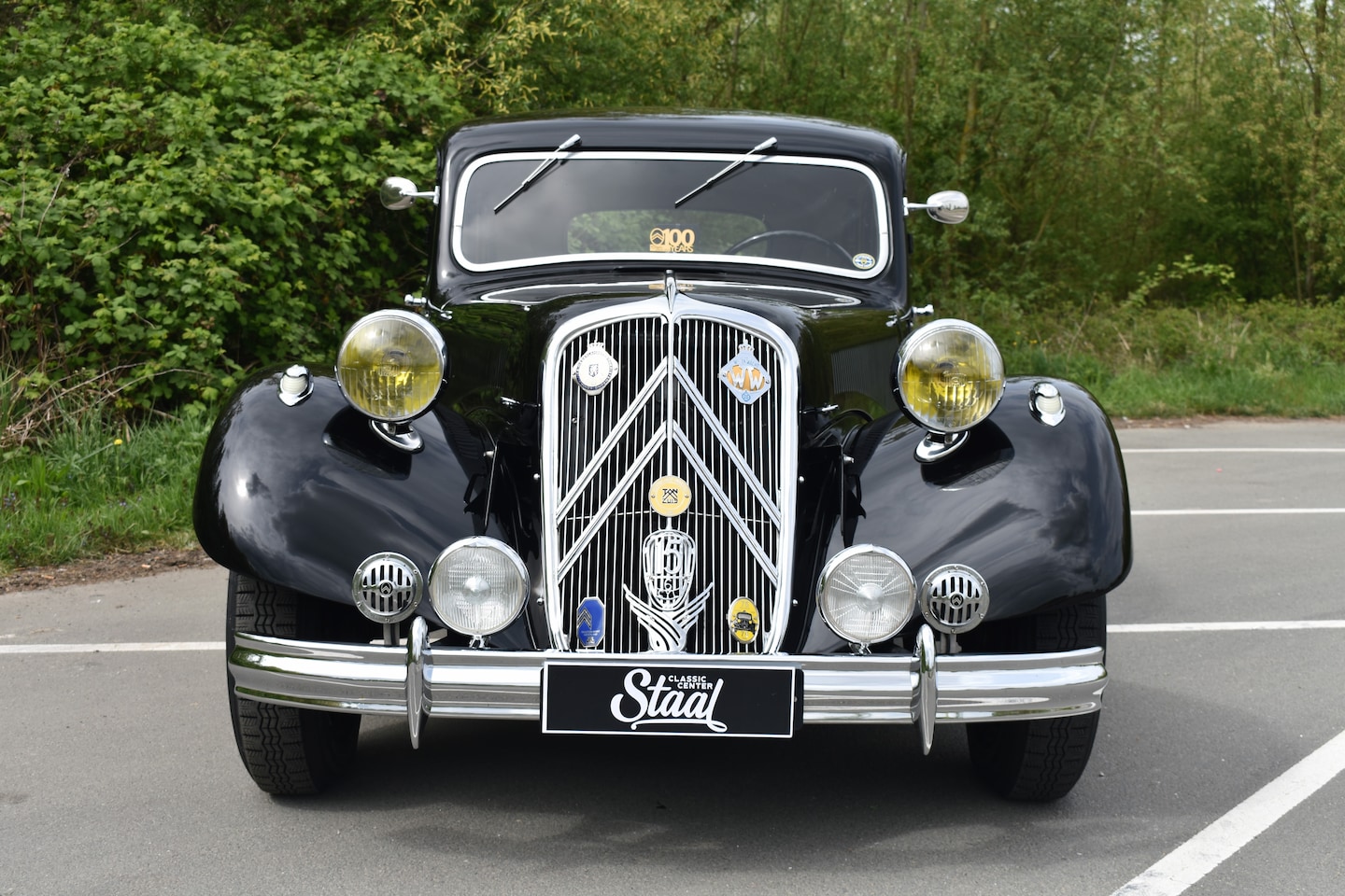 Citroën Traction - Avant 15/6 1950 gerestaureerd met stuurbekrachtiging - wieltje - AutoWereld.nl