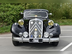 Citroën Traction - Avant 15/6 1950 gerestaureerd met stuurbekrachtiging - wieltje