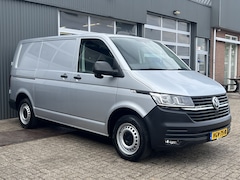 Volkswagen Transporter - 2.0 TDI L1H1 4Motion 4x4 Airco Cruise controle Trekhaak 2500kg trekgewicht Telefoonverbind