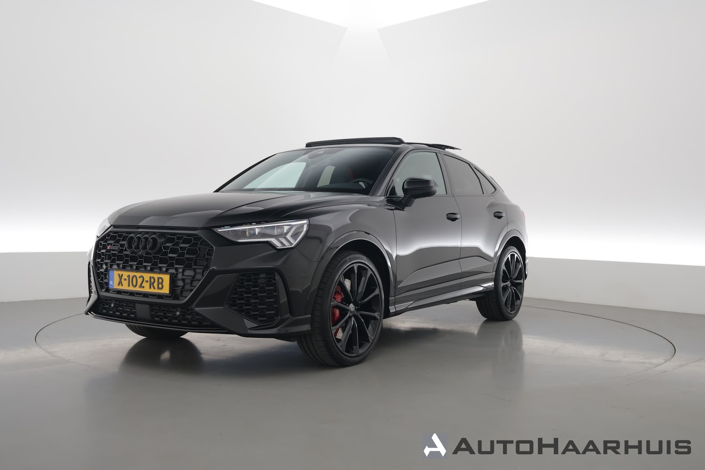 Audi RSQ3 Sportback - 2.5 TFSI | Pano | RS Seats | RS Sportuitlaat | Matrix LED | Sonos | Full Black | 21'' | AC - AutoWereld.nl